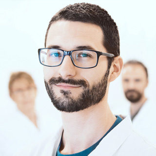 Teaser angehende Zahnärzte: Ein angehender Zahnarzt